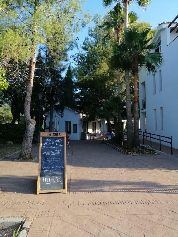 شقة ألاورين ذي ر تورّي  في Apartamento Lauro Golf Malaga المظهر الخارجي الصورة